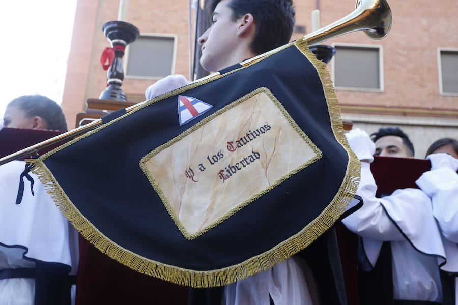 Fotos: Procesión del Vía Crucis de San Bernardo en Salamanca