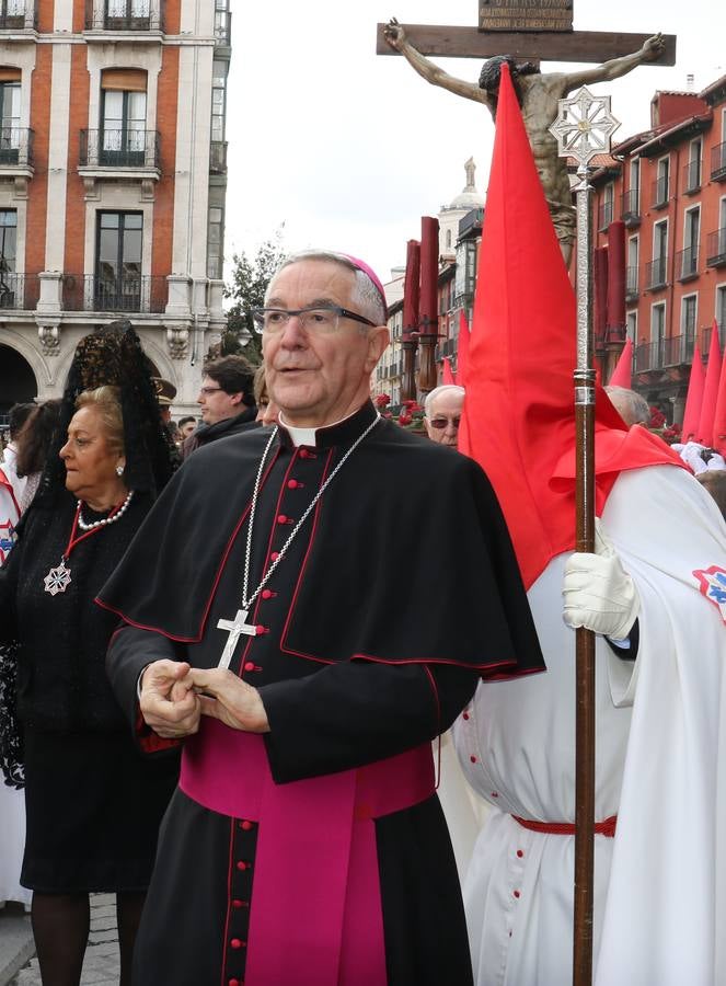 Por indicaciones del Museo Nacional de Escultura, las Siete Palabras no estuvieron representadas por los siete pasos, de forma que únicamente el Cristo de las Mercedes junto a los dos ladrones presidieron el acto