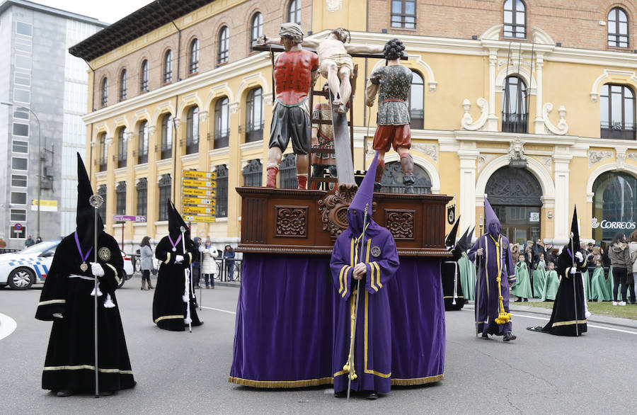 Fotos: Procesión de Los Pasos en Palencia