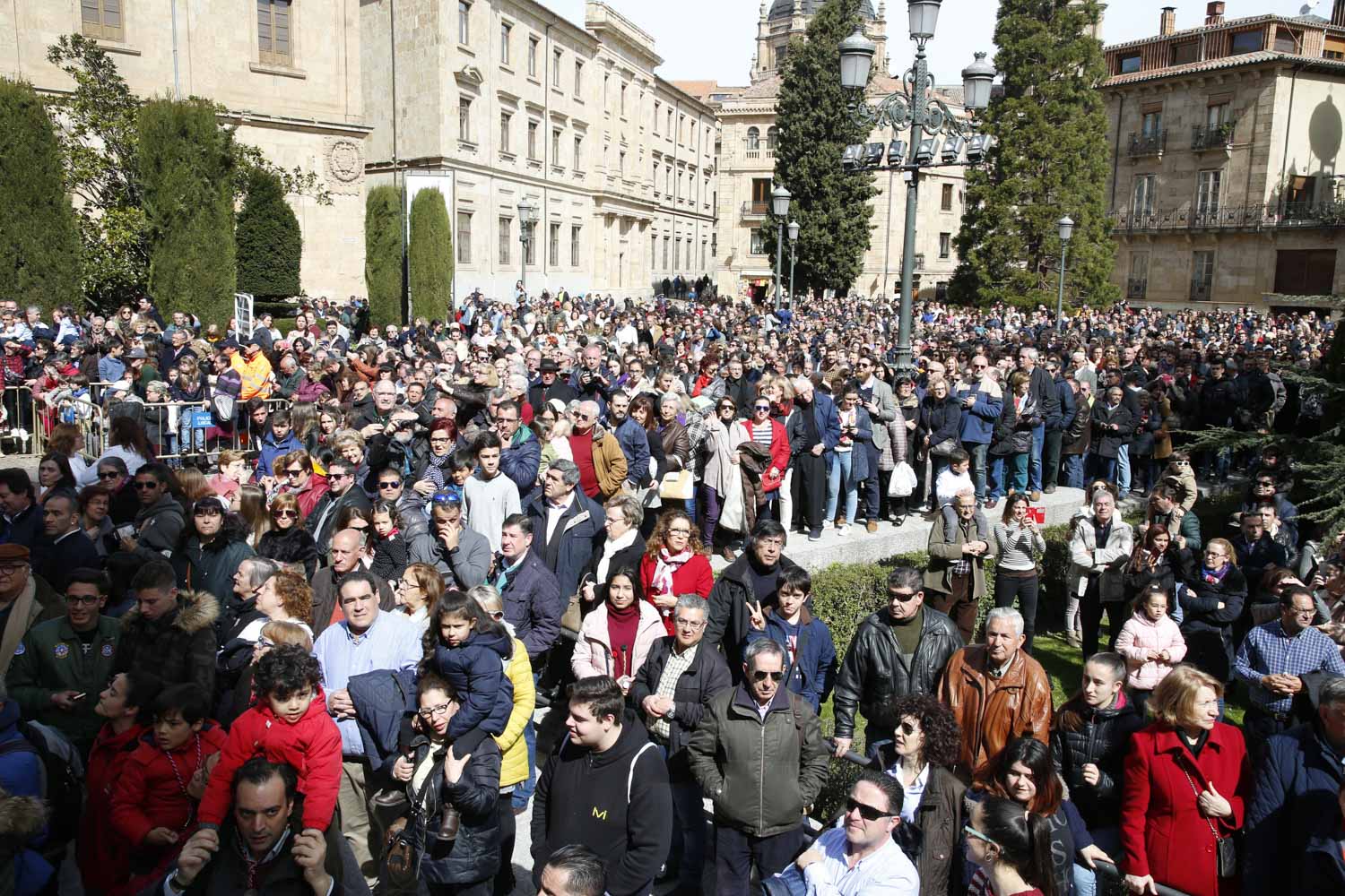 Fotos: La procesión del Encuentro cierra la Semana Santa salmantina 1/2