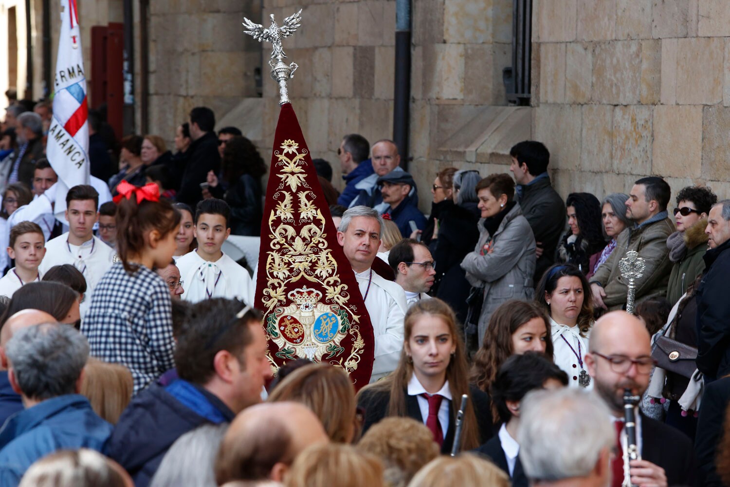 Fotos: La procesión del Encuentro cierra la Semana Santa salmantina 1/2