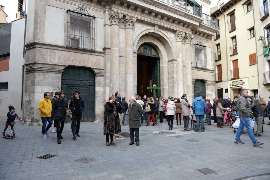 Fotos: Ofrecimiento de los Dolores de Valladolid a la Santísima Virgen