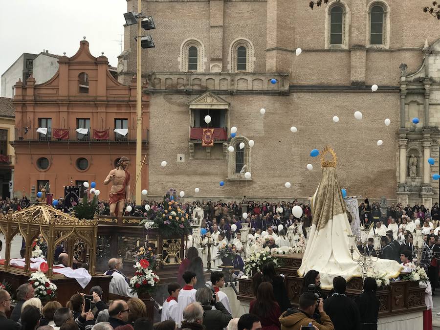 Fotos: Domingo de Resurrección en la provincia de Valladolid