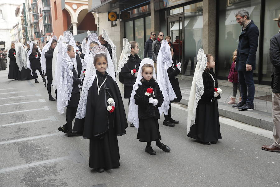 Fotos: Si has estado en la procesión del Encuentro del Domingo Resurrección, búsquese entre el público