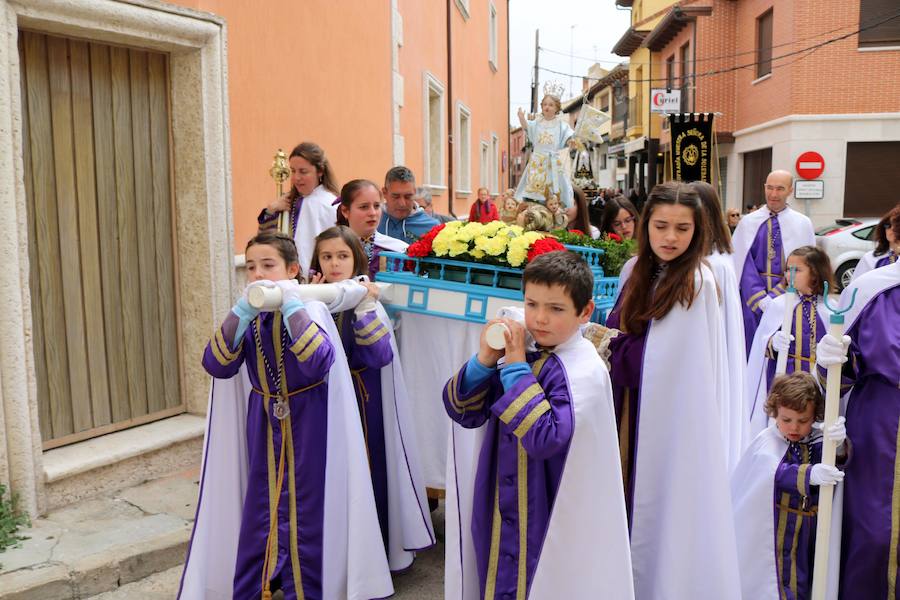 Fotos: Los niños, protagonistas de la despedida de la Semana Santa en Baltanás