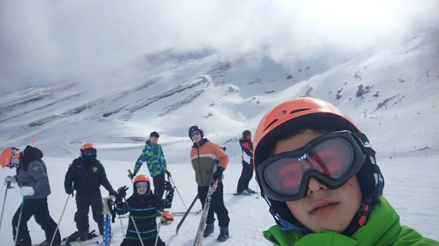 Fotos: Los jóvenes de Hornillos de Cerrato en la nieve