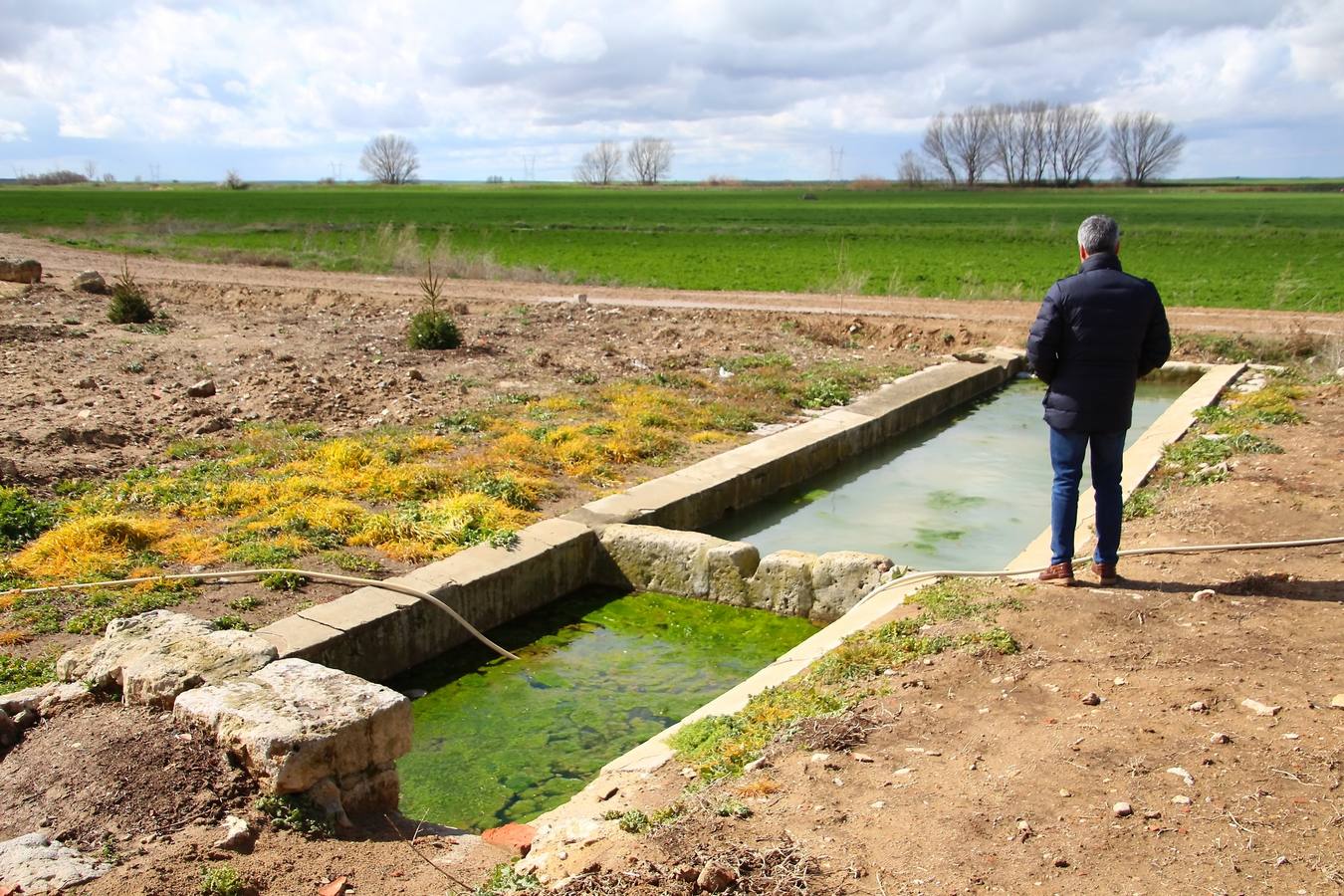 Un complejo sistema de tuberías, registros y arquetas a imitación del viaje de agua de Argales en Valladolid