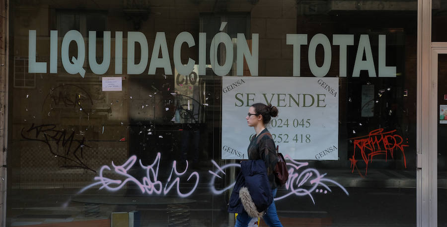 López Gómez. Es una de las calles con más locales vacíos, algunos con mucho tiempo con el cartel de ‘se alquila’.