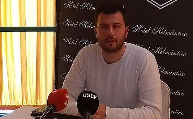 Jorge González Rojo, momentos antes de iniciar la rueda de prensa. 