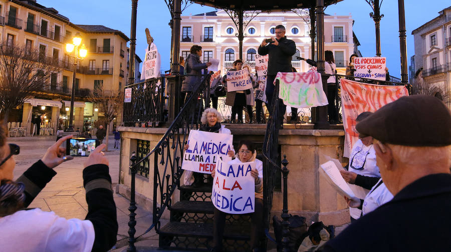 Fotos: Reivindicaciones en el Día Mundial de la Salud en Segovia