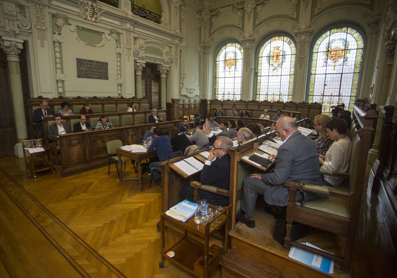 Fotos: Pleno en el Ayuntamiento de Valladolid