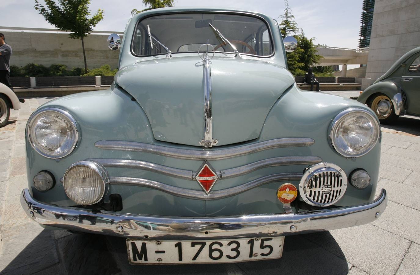 Primer modelo que fabricó Fasa Renault 4/4 de Valladolid en 1953.