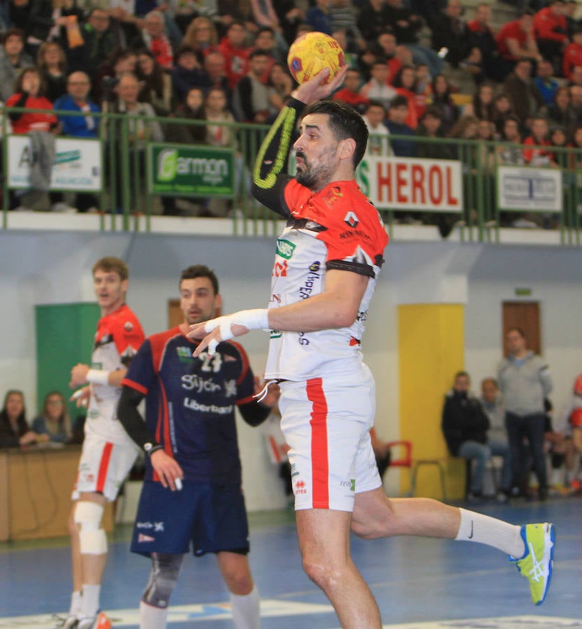Fotos: Balonmano Nava - Covadonga
