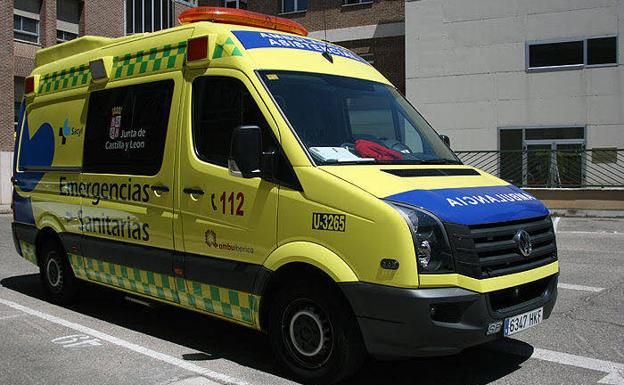 Ambulancia del 112 de soporte vital básico. 