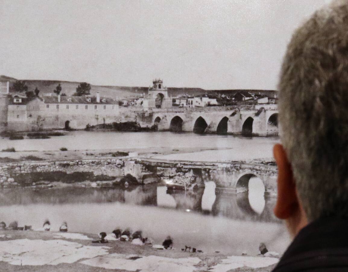 Una exposición que refleja la transformación de espacios emblemáticos de la ciudad a través del material gráfico del Archivo Municipal de Valladolid, de la Fundación Joaquín Díaz y fotografías de Jean Laurent, Bernardo Maeso, Luis del Hoyo, Patricio Cacho y Marcelino Muñoz