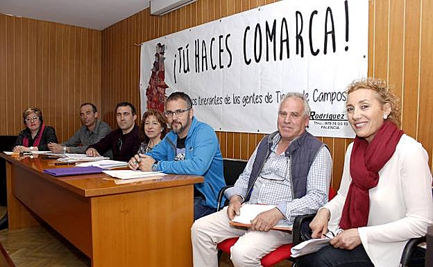 Integrantes de la plataforma Tú Haces Comarca. 