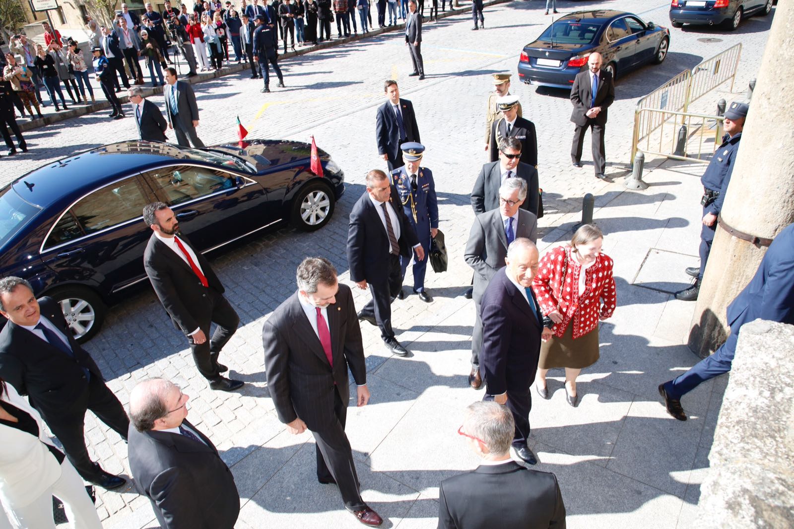 El presidente del Portugal, Marcelo Rebelo de Sousa, concluye en Salamanca su visita de Estado de tres días a España con un acto en el paraninfo de la Universidad más antigua del país en compañía de Felipe VI.