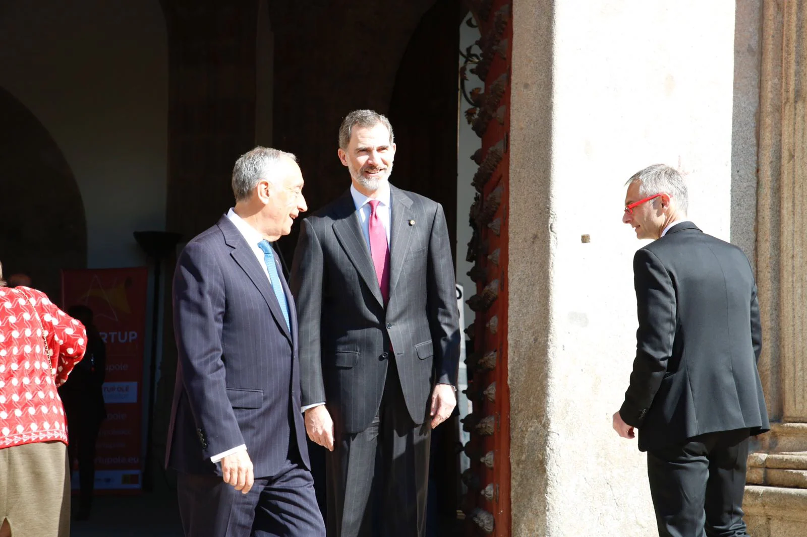 El presidente del Portugal, Marcelo Rebelo de Sousa, concluye en Salamanca su visita de Estado de tres días a España con un acto en el paraninfo de la Universidad más antigua del país en compañía de Felipe VI.