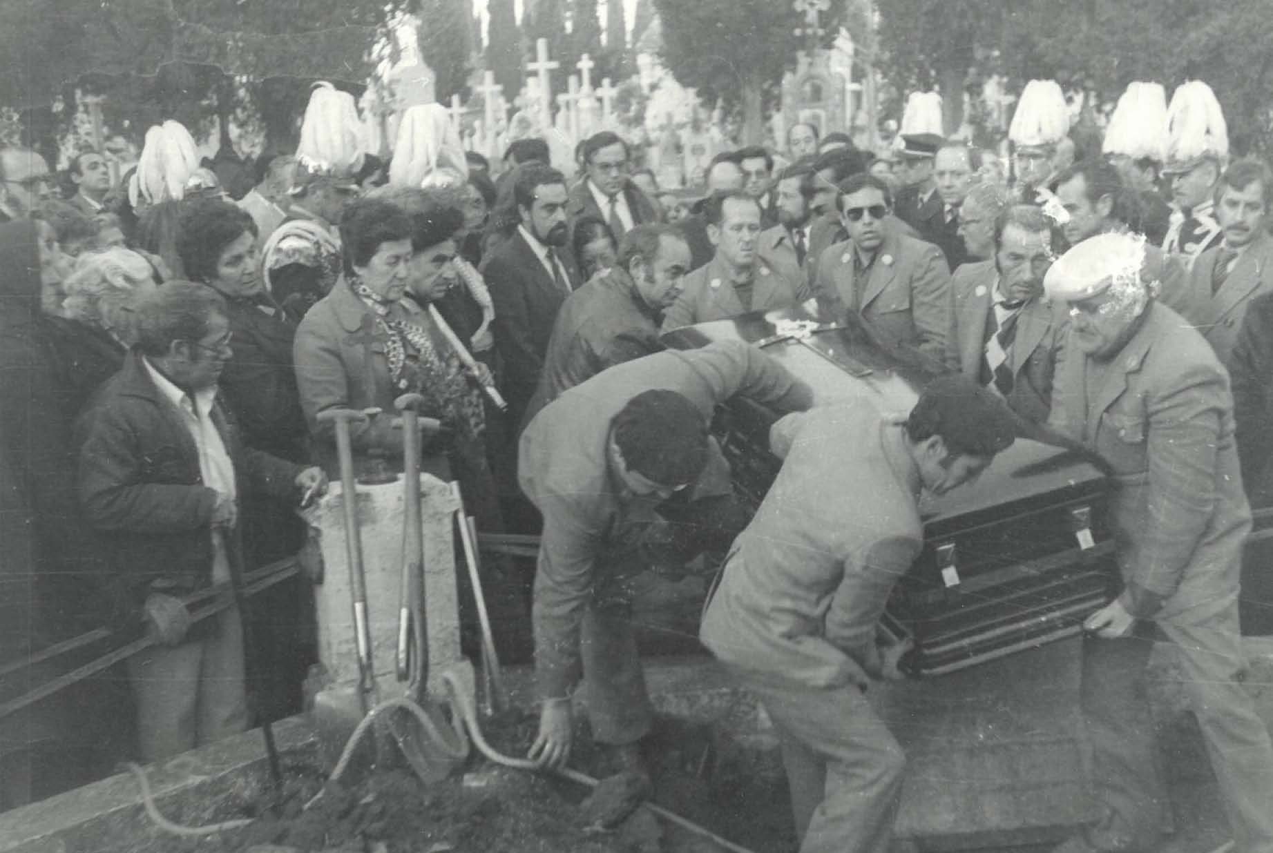 El alcalde, Tomás Rodríguez Bolaños, en un funeral.