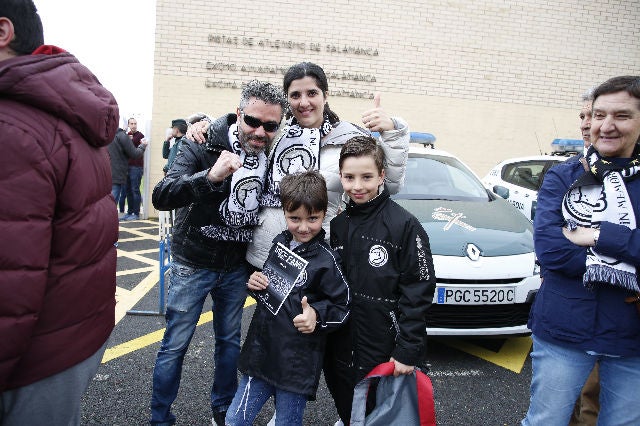 Unionistas CF y el CF Salmantino UDS se miden esta mañana en Las Pistas a partir de las 12 horas en el encuentro de la 35ª jornada del Grupo VIII de la Tercera División