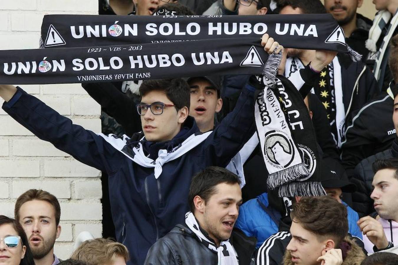 Ambiente en el derbi Unionistas-Salmantino