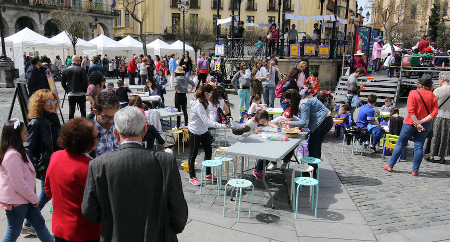 Fotos: Celebración del Día del Libro en Segovia