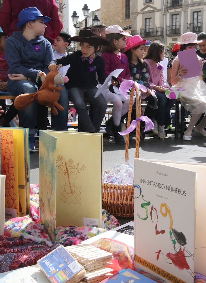Fotos: Celebración del Día del Libro en Segovia