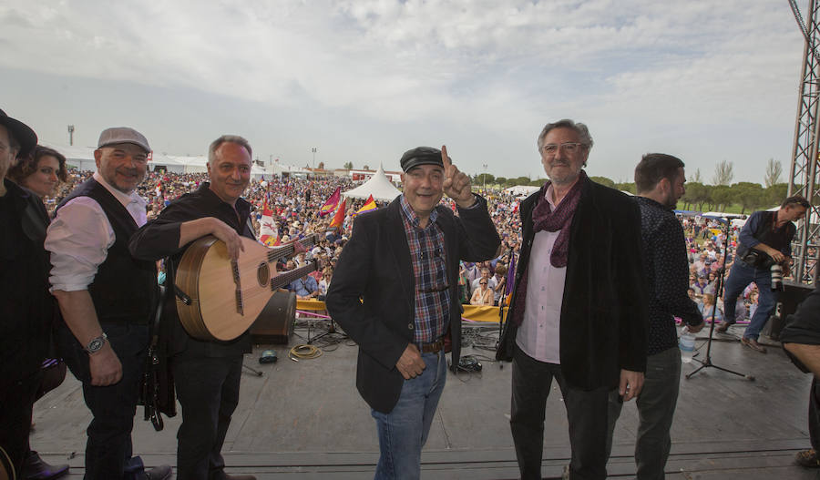 Fotos: Ambiente en Villalar el Día de Castilla y León