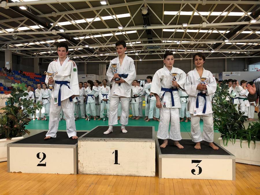 Un total de 25 judokas del Doryoku lograron subir al podio