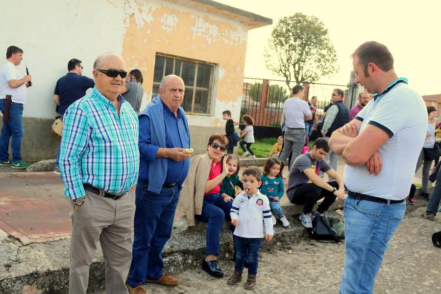 Fotos: Degustación de panceta en Torquemada