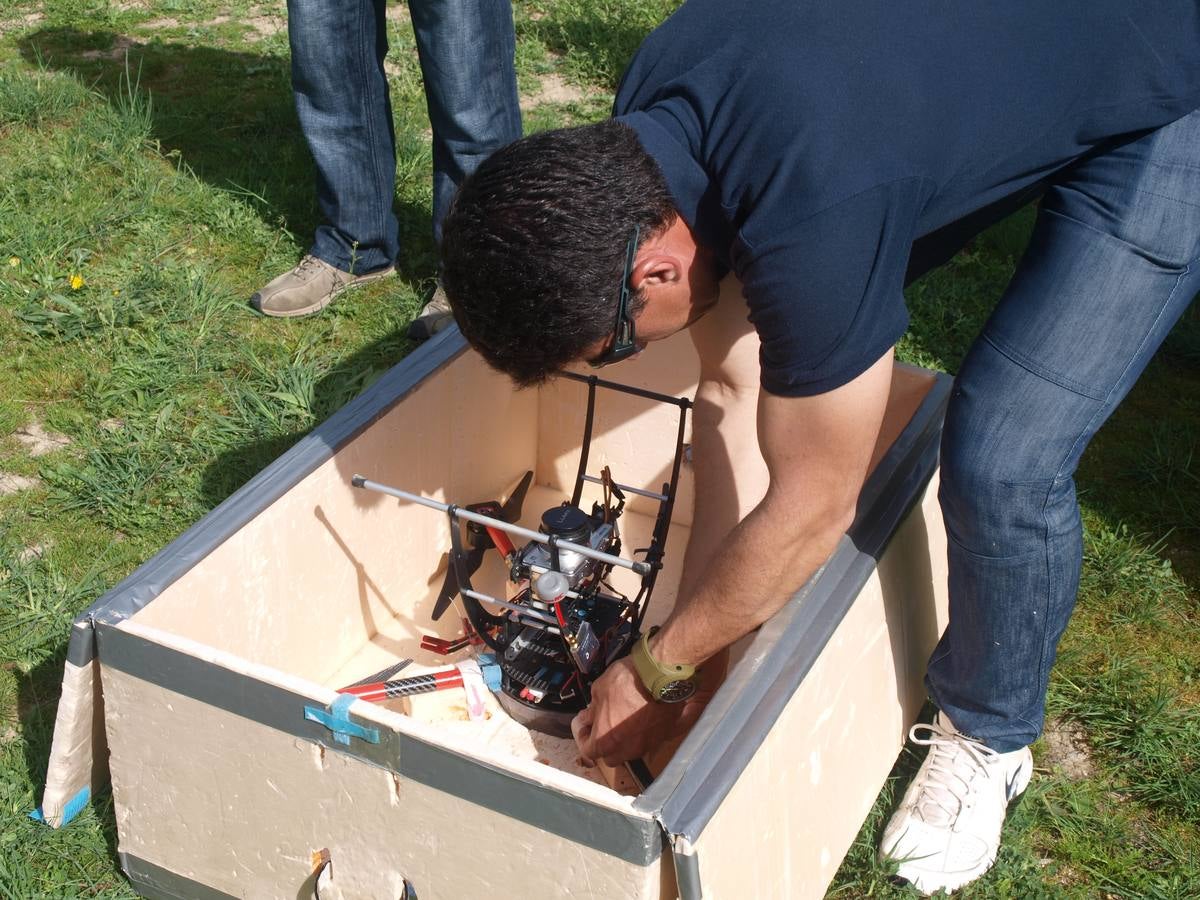 Fotos: Alumnos y profesores del IES La Merced de Valladolid participan en un proyecto de fotogrametría en la ermita del Villar en Gallegos de Hornija