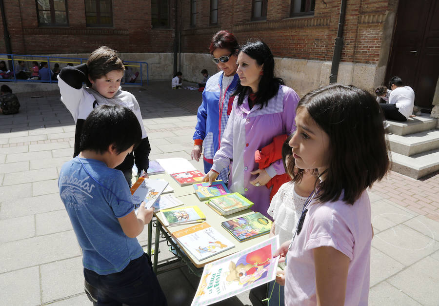 Fotos: Quedada lectora en el colegio Modesto Lafuente
