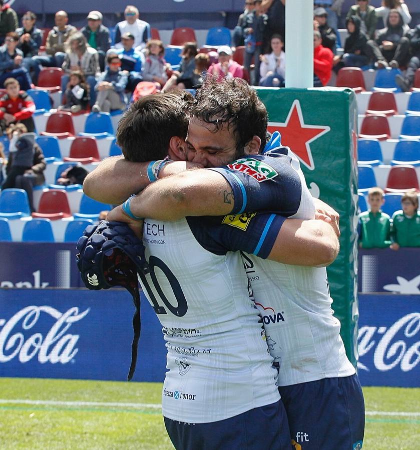 Fotos: Victoria del VRAC Quesos Entrepinares en la final de la Copa del Rey de rugby frente al Silverstorm El Salvador