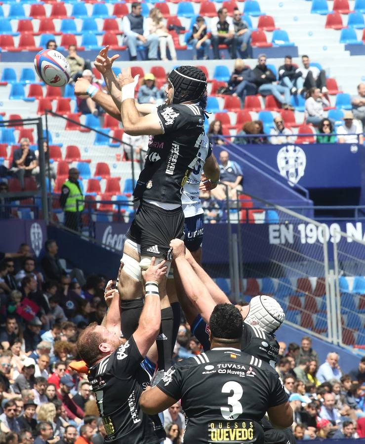 Fotos: Victoria del VRAC Quesos Entrepinares en la final de la Copa del Rey de rugby frente al Silverstorm El Salvador