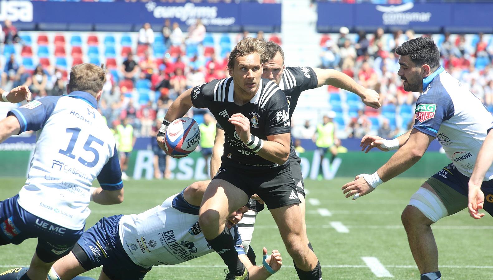 Fotos: Victoria del VRAC Quesos Entrepinares en la final de la Copa del Rey de rugby frente al Silverstorm El Salvador