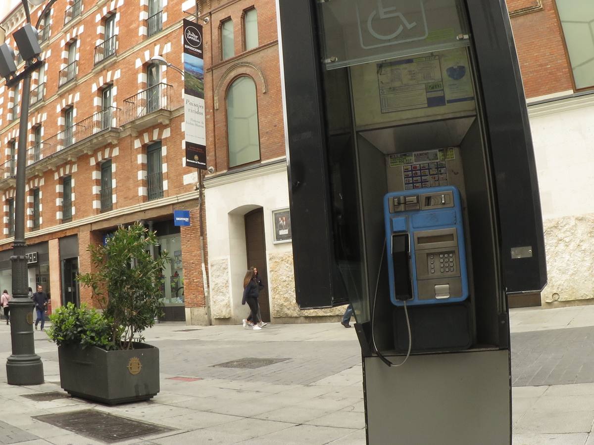 Fotos: Las últimas cabinas telefónicas