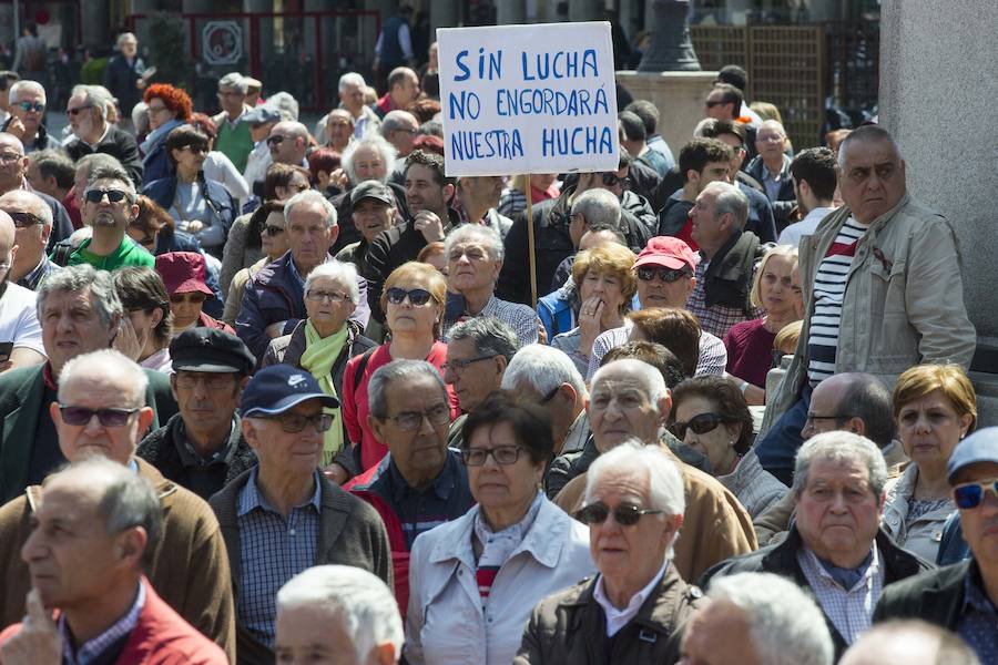 Fotos: Manifestación de pensonistas en Valladolid