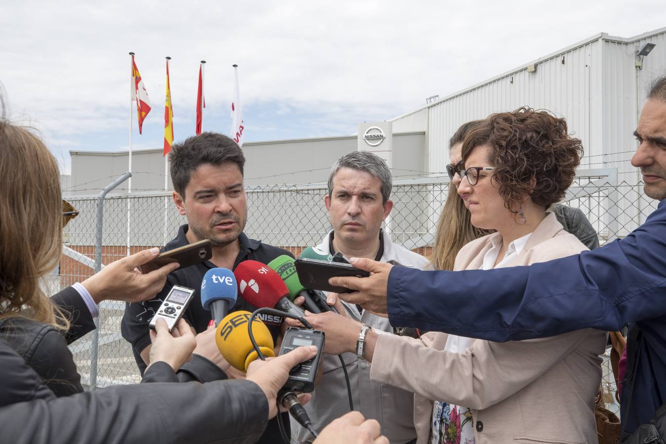 El plan contempla una inversión de 90 millones de euros, de los que la Junta de Castilla y León aportará 50 para una nave de estampación, junto a la factoría, y para un centro logístico