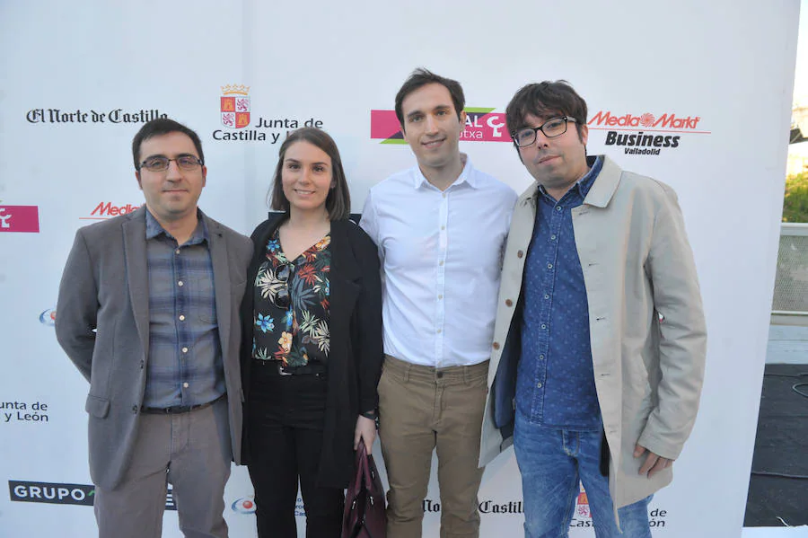 Andrés Fernández, Carmen Álvarez, Alfonso Fernández y Álex Sanz, de Somos Quoters, ganadores de la mejor iniciativa de negocio digital.