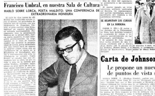 Francisco Umbral, en la Sala de Cultura de El Norte en mayo de 1968.