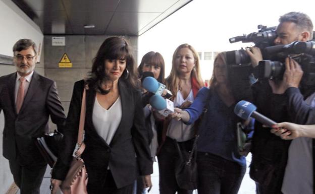 La abogada de Ana Julia Quezada, autora confesa de la muerte del niño Gabriel Cruz, Beatriz Gámez, a su llegada a los juzgados de Almería. 
