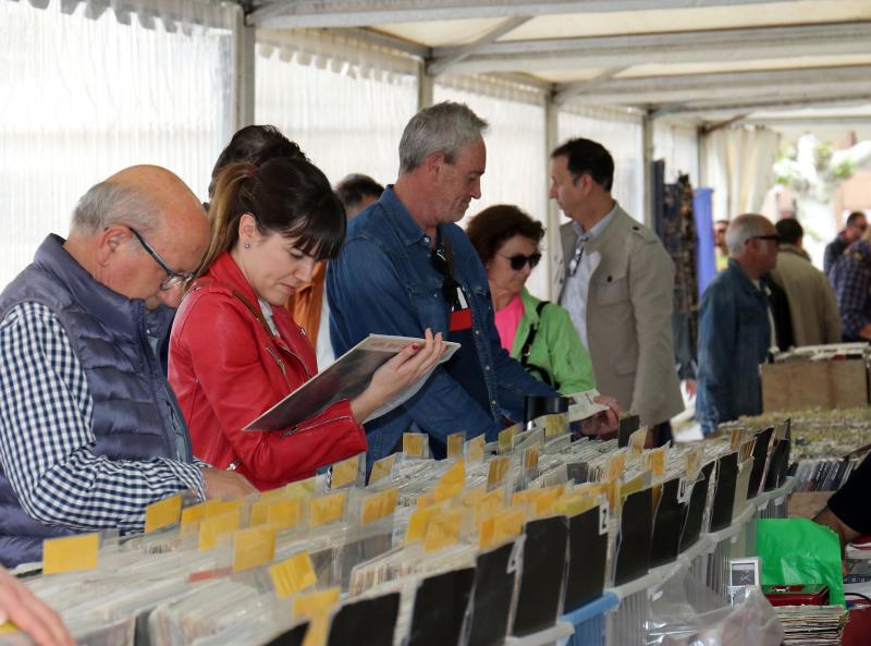 Feria del Disco en la Plaza de Portugalete de Valladolid