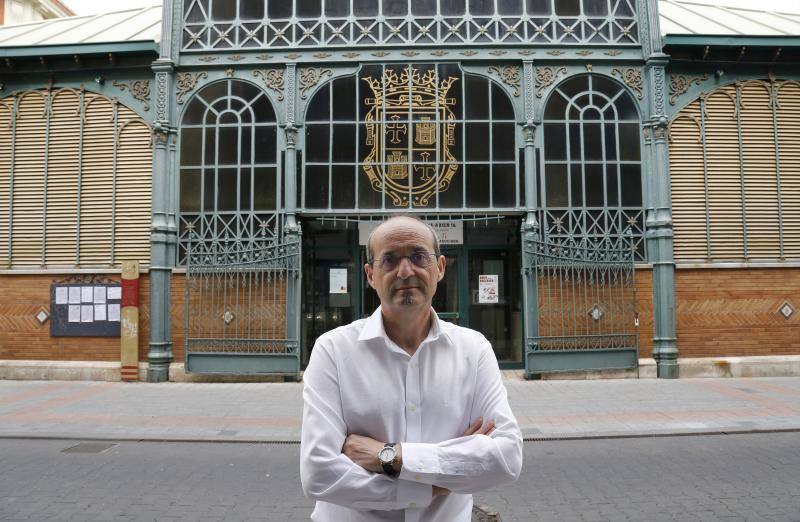 Javier de la Cruz, historiador y autor de publicaciones relacionadas con Palencia. 