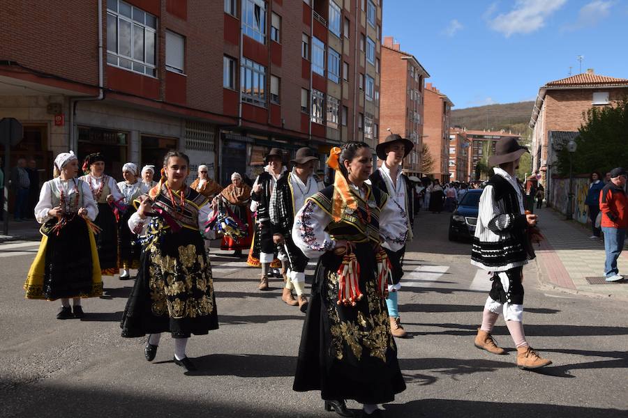 Fotos: Festival de danzas en Guardo