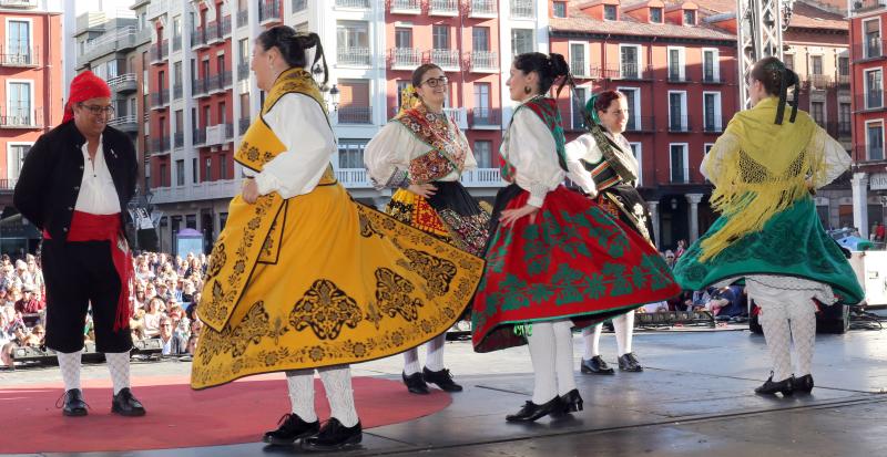 XXVII Festival de Folclore en Valladolid