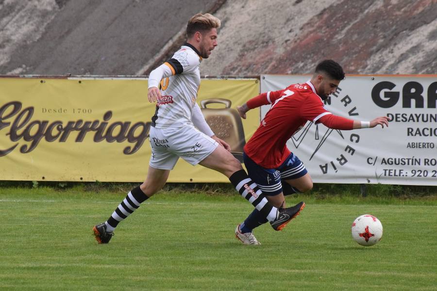 Unionistas de Salamanca no pasó del empate a cero en su visita al Adolfo Suárez de Ávila en un partido donde ninguno de los dos contendientes tenían nada en juego.