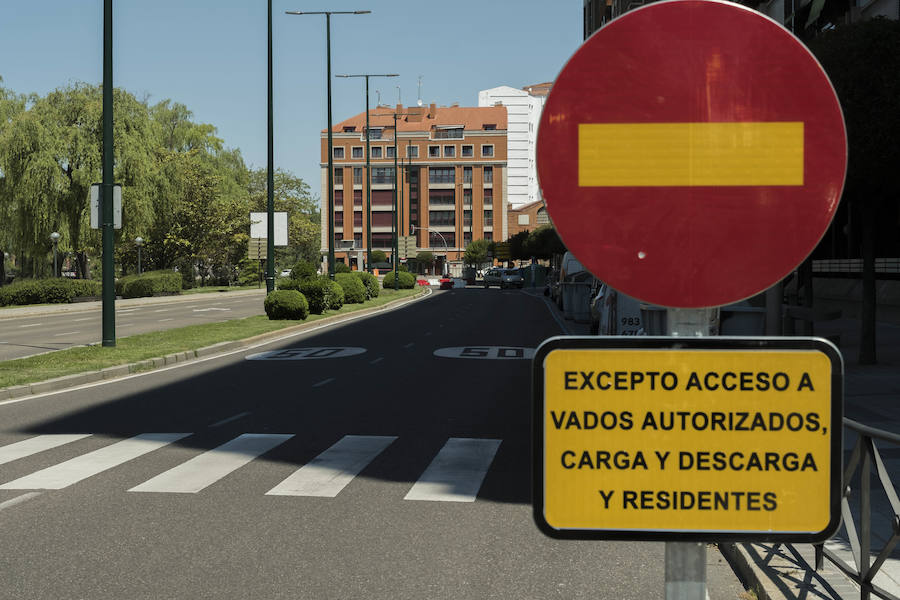 Fotos: El Puente Mayor cierra al tráfico uno de sus carriles