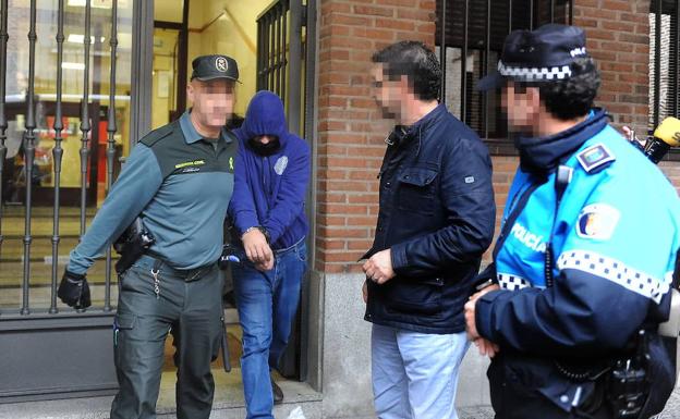 Miguel Angel 'El Terre', de 41 años, detenido por asesinar a cuchilladas a José Manuel, de 26 años, pareja de su ex mujer.