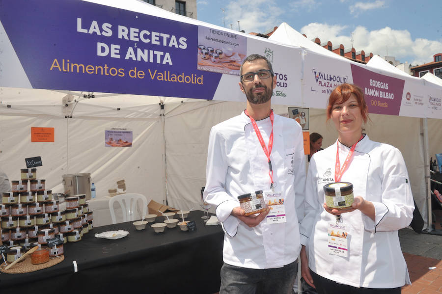 `Valladolid, Plaza Mayor del Vino´ ya ha echado a andar en la Plaza Mayor de la ciudad. Se han inaugurado las 50 carpas en las que las cinco Denominaciones de Origen y la marca Alimentos de Valladolid ofrecerán degustaciones y catas de sus productos.