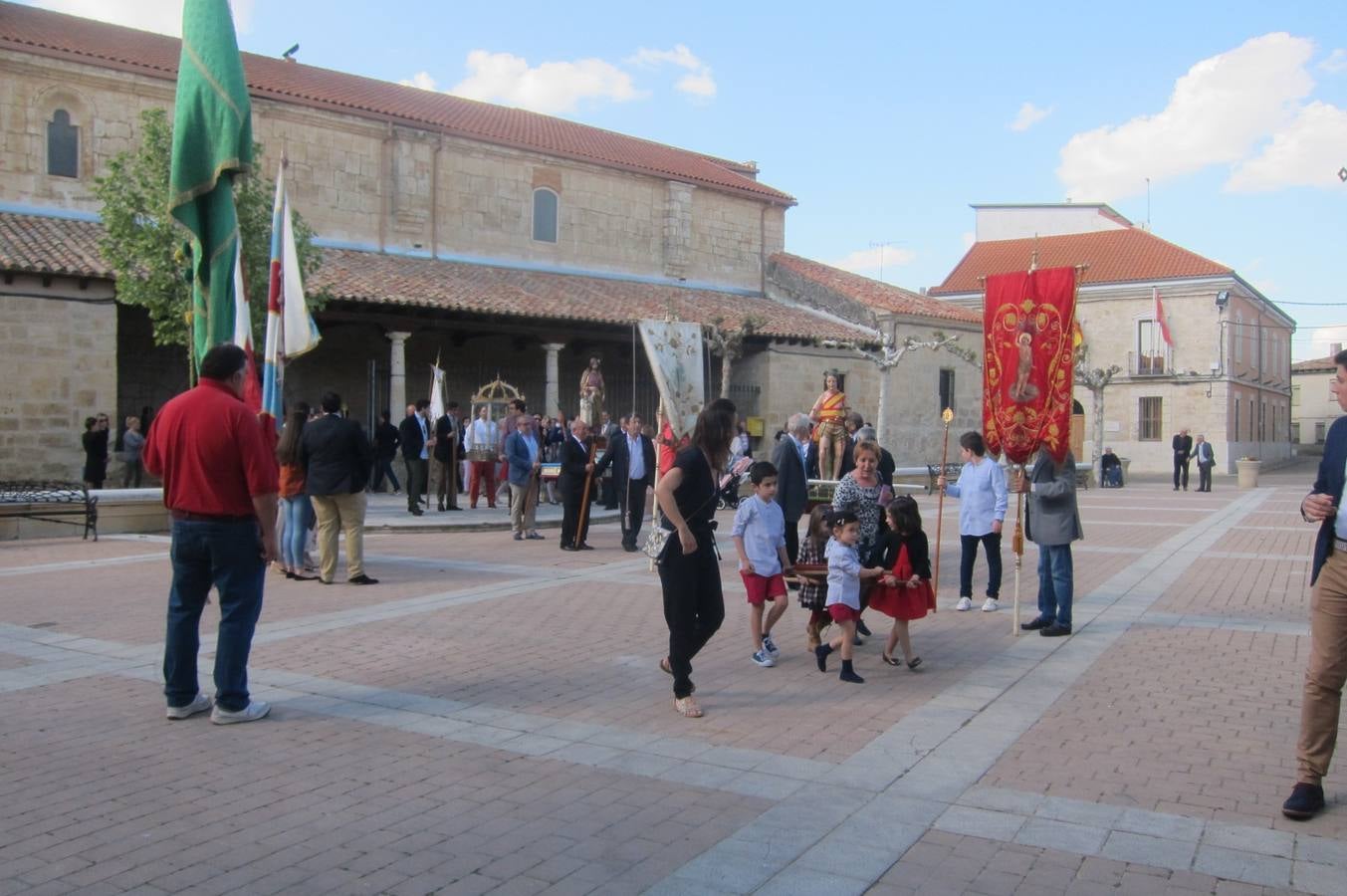 Fotos: Rogativa ante la Virgen del Rosario en Castromonte